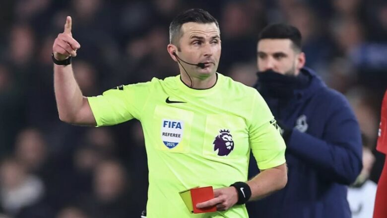 Michael Oliver e ka të ndaluar të ndajë drejtësinë në ndeshjet e klubit të njohur anglez