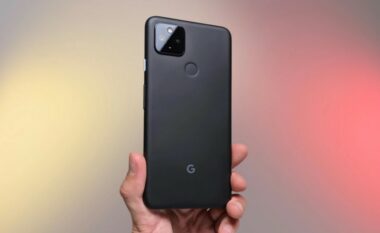 Google me përditësimin e ri shkatërron baterinë e telefonave Pixel 4