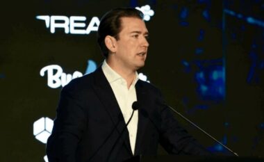 A ju kujtohet Sebastian Kurz – kompania e tij vlen një miliard dollarë