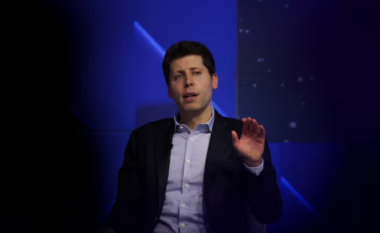 Sam Altman reagon ndaj akuzave për shfrytëzimin e ujit të pijshëm nga teknologjitë e AI