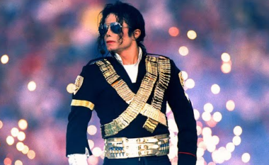 Si Michael Jackson ndryshoi rrjedhën e Super Bowl dhe filloi një ‘epokë’ shfaqjesh të paharrueshme