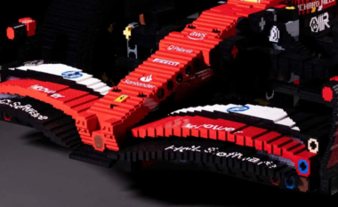 Lego ndërton një kopje në madhësi të plotë të një Ferrari F1