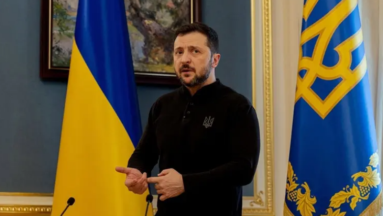 Zelensky vlerëson ‘heroizmin’ e Kievit në 3 vjetorin e luftës me Rusinë