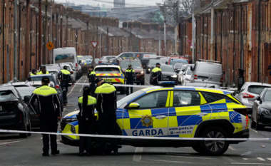 Katër persona të plagosur pas një ‘sulmi masiv me thikë’ në Dublin të Irlandës