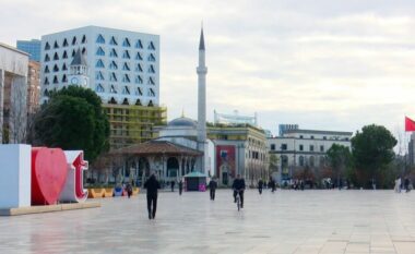 Mbi13 mijë të huaj të regjistruar në tregun shqiptar të punës, 5 shtetet që dominojnë