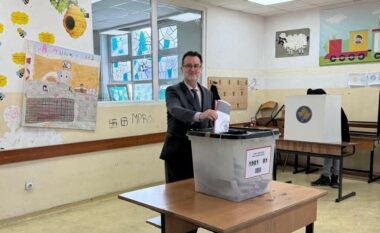 Votojnë edhe liderët e koalicionit për familjen