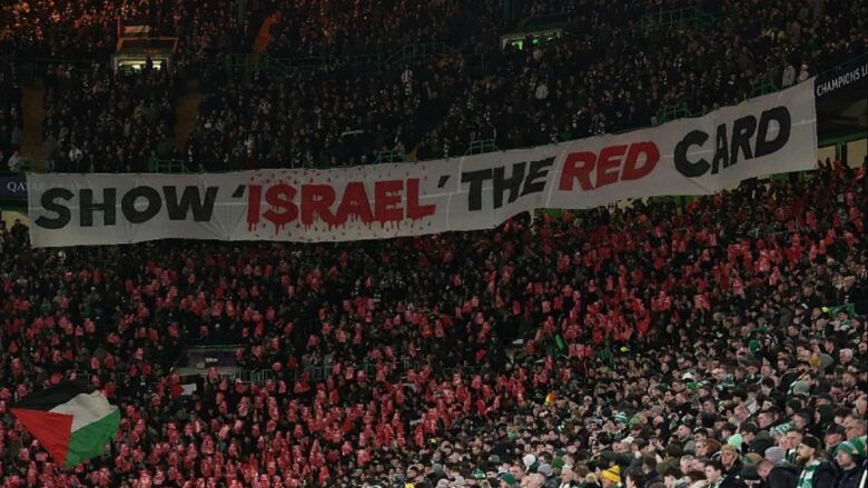 Tifozët e Celticut mbështesin palestinezët dhe i thonë UEFA-s: Tregoji Izraelit një karton të kuq