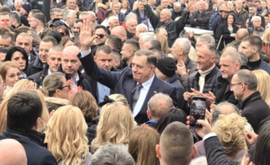 Dodik reagon pasi u dënua me një vit burg dhe gjashtë vjet ndalesë të ushtrimit të detyrës së presidentit