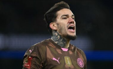 Man City identifikon zëvendësuesin e Ederson, bisedimet kalojnë në faza të avancuara