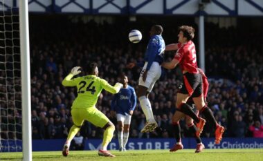 Dramë në ‘Goodison Park’, Evertoni dhe Man United ndajnë pikët