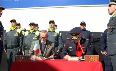 Guardia di Finanza dhuron dy anije për Rojën Bregdetare të Shqipërisë, Vengu: Forcim i sigurisë kufitare dhe luftës kundër trafiqeve