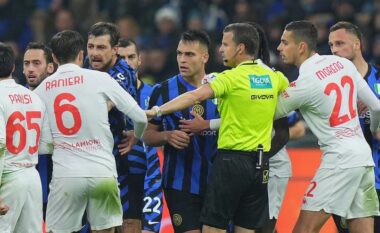 Polemikat në ndeshjen Inter-Fiorentina, analistët reaguan me frazat “ata duhet të dilnin nga fusha” dhe ‘vdekja e futbollit’