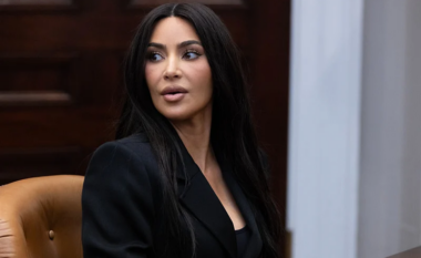 Kim Kardashian akuzohet për shpifje: Ajo pretendon se ka bërë një gabim të paqëllimshëm