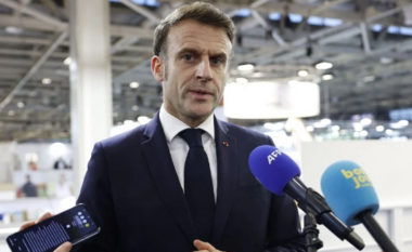 Macron: Sulmi me thikë ishte “terrorizëm islamist”