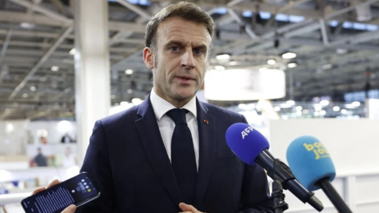 Macron: Sulmi me thikë ishte 