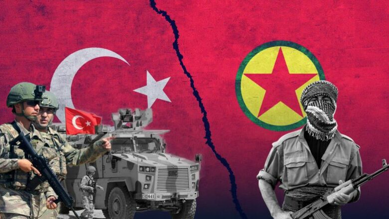 Momenti historik mes turqve dhe kurdëve: Lideri i PKK-së bën thirrje për shpërbërjen e organizatës dhe dorëzimin e armëve