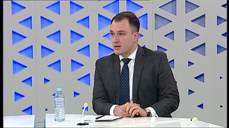 Andonovski: Me ligj do t’i ndalojmë lojërat online të fatit