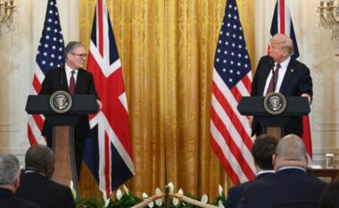 Trump ia ndërpreu fjalimin kryeministrit britanik në konferencën për shtypi: Mjaft, faleminderit