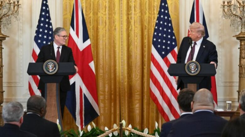 Trump ia ndërpreu fjalimin kryeministrit britanik në konferencën për shtypi: Mjaft, faleminderit