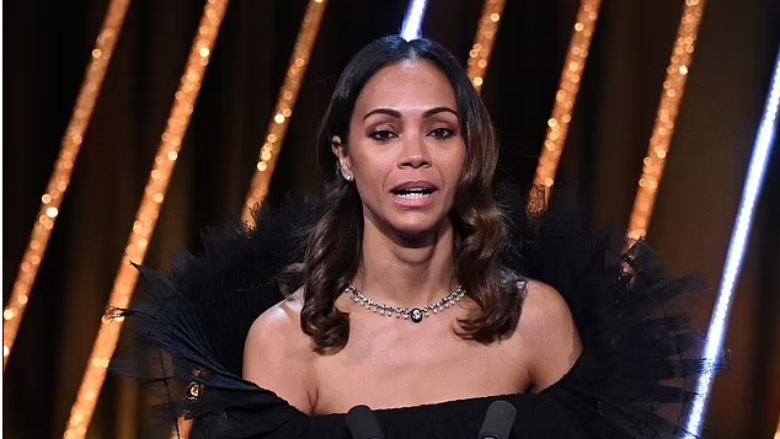 Zoe Saldana trondit shikuesit e BAFTA-s me fjalimin e saj të gjatë