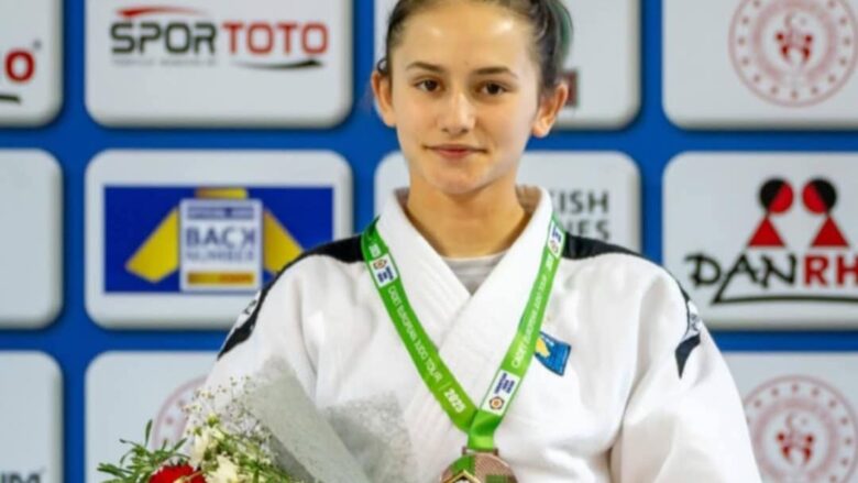 Blerina Gashi nga klubi i xhudos “Trepça” fiton medalje të bronztë në garën në Turqi