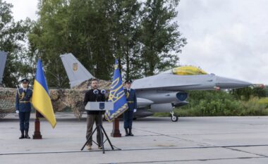 Zelensky thotë se Ukraina pranoi aeroplanë tjerë luftarak F-16