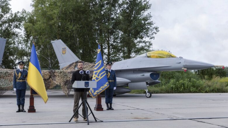 Zelensky thotë se Ukraina pranoi aeroplanë tjerë luftarak F-16