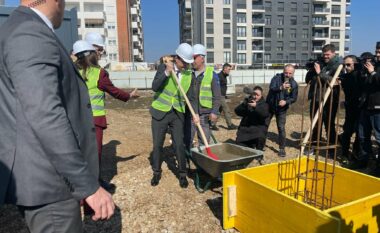 Kurti shpërfill urdhrin e Gjykatës, shkon në Gjilan dhe jo në Prokurori