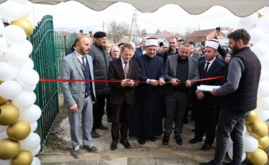 Idrizi dje mori pjesë në ceremoninë e hapjes së xhamisë së re në Nedakoc të Vushtrrisë