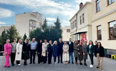 Shkolla “Lidhja e Prizrenit” në Pejë uron 7 Marsin