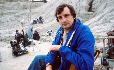 Douglas Adams dhe parashikimi i tij për të ardhmen