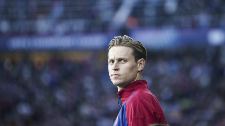 Gjiganti anglez gati të shpenzojë 50 milionë për De Jong, Barcelona po e shqyrton ofertën