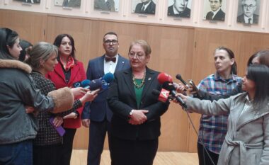 Janevska: Rritëm pagat e profesorëve universitarë për 14%, presim përkushtim për arsim më cilësor ndaj studentëve