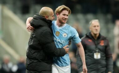 Pep Guardiola ‘konfirmon’ ku do të luajë De Bruyne sezonin e ardhshëm