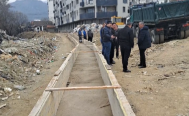 Tetovë, bujqit në protestë për shkak të dëmtimit të kanalit për ujitje