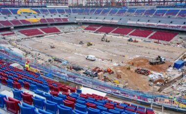 Barcelona publikon pamje të reja nga Camp Nou dhe njofton se këtë sezon nuk do të luhen ndeshjet aty