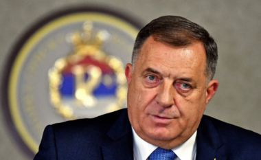 Dodik kërkon ndihmën e Rusisë për t’i shpëtuar arrestimit