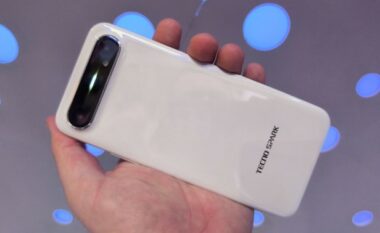 As iPhone, as Samsung – Ky është telefoni më i hollë në botë