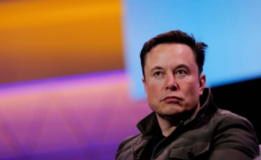 Pasuria neto e Elon Musk ra për 29 miliardë dollarë brenda një dite, pas rënies së vlerës së aksioneve të Tesla