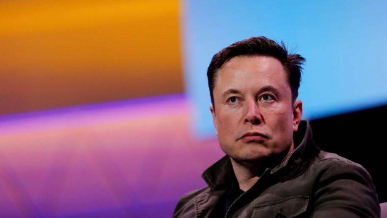 Pasuria neto e Elon Musk ra për 29 miliardë dollarë brenda një dite, pas rënies së vlerës së aksioneve të Tesla