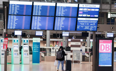 Një grevë njëditore shkakton anulimin e shumicës së fluturimeve në aeroportet në të gjithë Gjermaninë