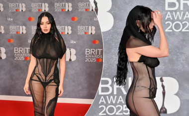 Charli XCX shkëlqen në BRIT Awards 2025 me një fustan të guximshëm