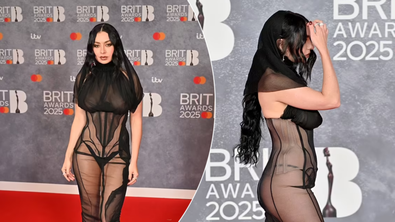 Charli XCX shkëlqen në BRIT Awards 2025 me një fustan të guximshëm