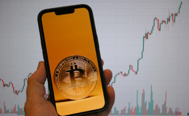 Çmimi i Bitcoin rritet përsëri ndërsa Trump promovon rezervën e kriptovalutave të SHBA-së