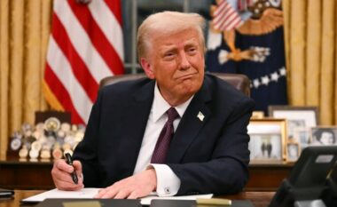 Trump: Një delegacion amerikan drejt Moskës - mund të vendosim sanksione të ashpra ndaj Rusisë