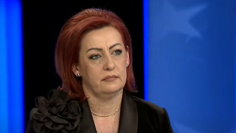 Emilia Rexhepi “se tradhton” Kurtin: Më bëri zv/kryeministre, e mbështes për qeverinë e re