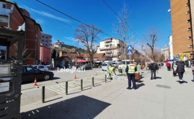 Vazhdon vendosja e sinjalizimit rrugor në veri të Mitrovicës, kërkohet mirëkuptim nga qytetarët