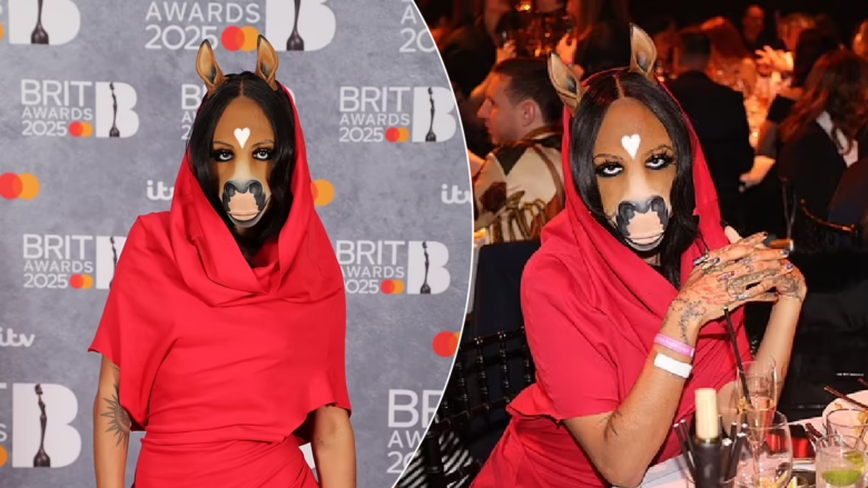 HorsegiirL: DJ-ja misterioze me maskë kali bëri bujë në BRIT Awards 2025