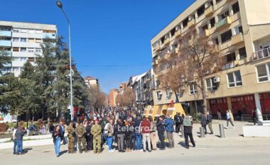 Përfundon e qetë protesta në veri, Policia hedh poshtë pretendimet se të rinjtë serbë u keqtrajtuan nga Policia