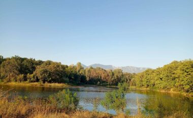 Moti në Shqipëri, temperaturat deri në 23 gradë  